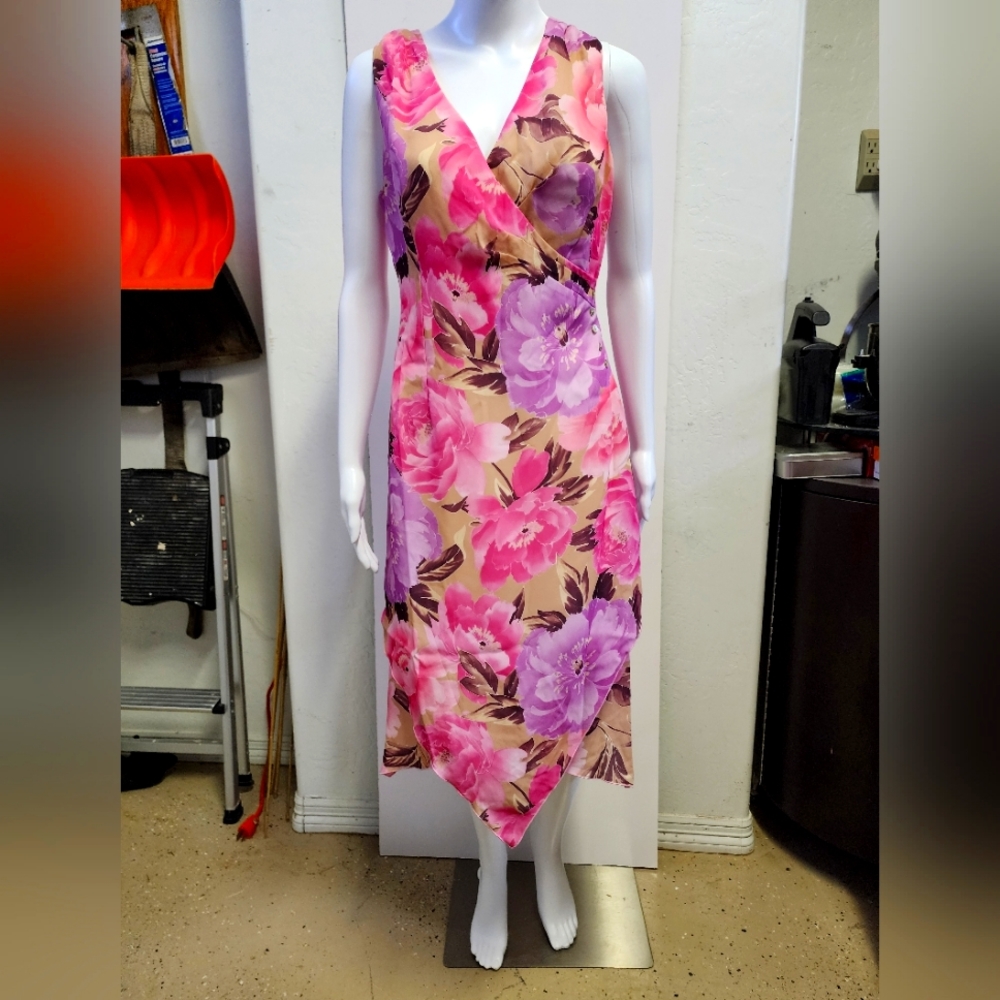 Womens full dress CDC Petites Size 4